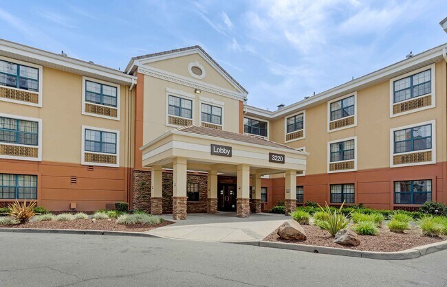 Furnished Studio-Pleasant Hill - Buskirk Ave. photo 3
