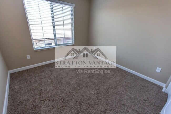 240 W Juniper Ave Gilbert, AZ 85234 photo 5