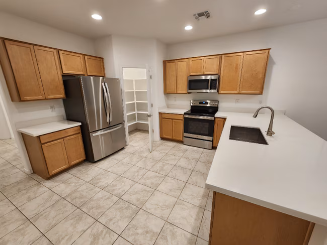 8948 West Colter Street, Glendale, AZ 85305 photo 3