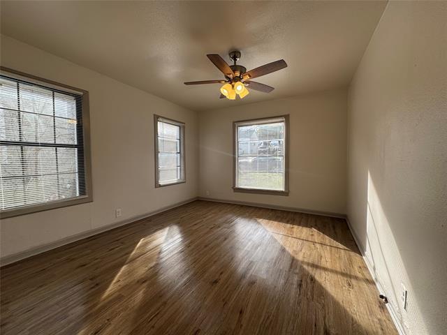 310 Avenue J, Dallas, TX 75203 photo 2