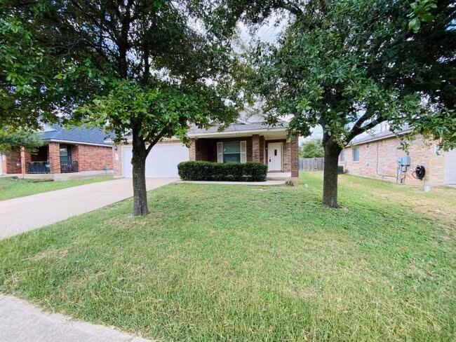 207 Golden Gate Dr Leander, TX 78641 photo 2