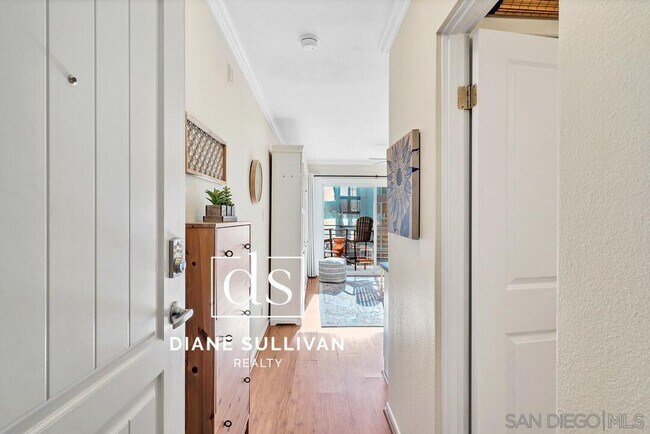 1021 Scott St San Diego, CA 92106 photo 3