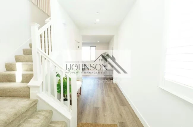 49 Piazza St Mountain House, CA 95391 photo 2
