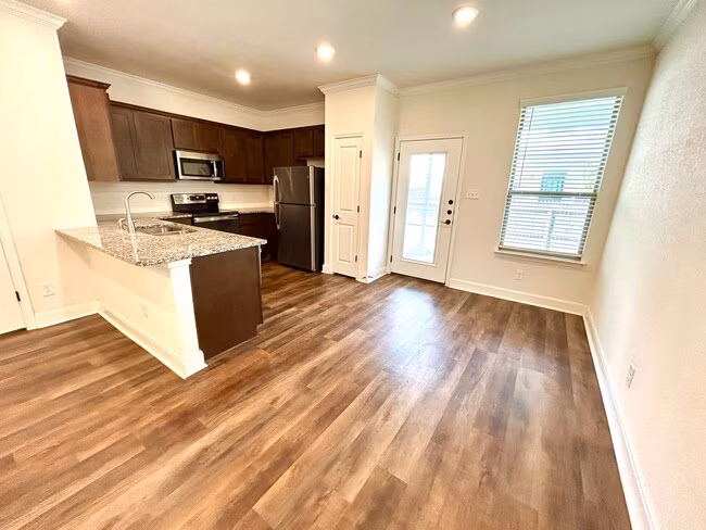 10327 Candlewood Wy San Antonio, TX 78245 photo 5
