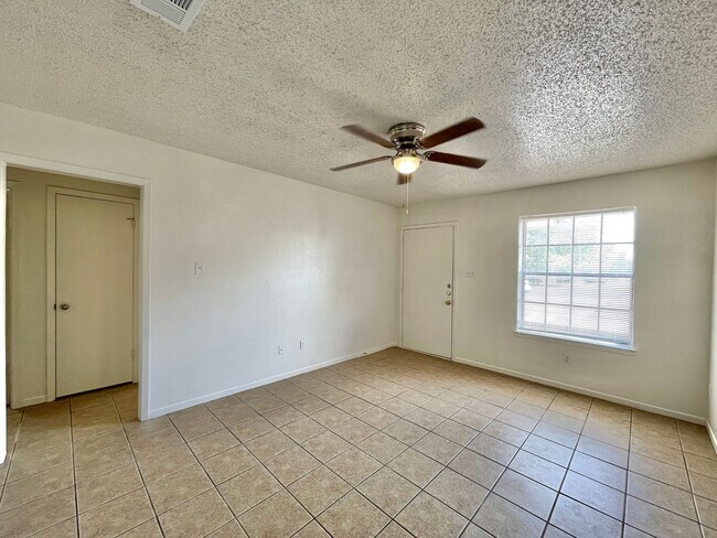 219 E Beeline Ln Harker Heights, TX 76548 photo 5