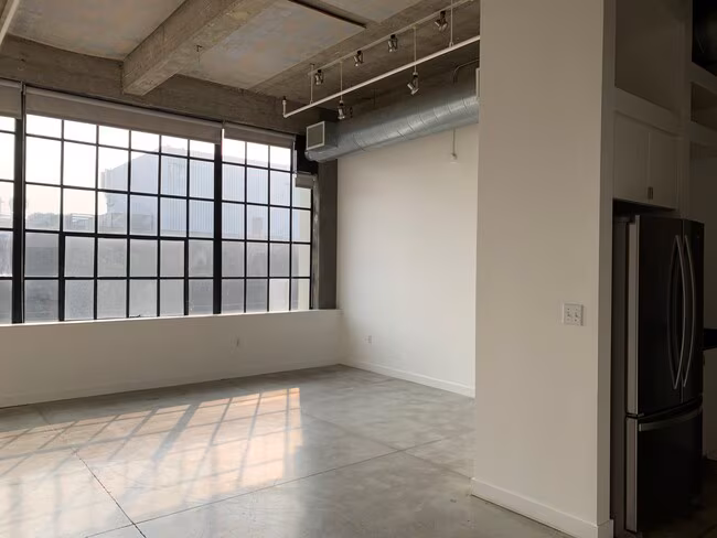 555 Florida Street, San Francisco, CA 94110 photo 2