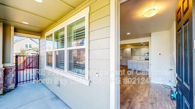 1402 Rusch Dr Santa Rosa, CA 95401 photo 5
