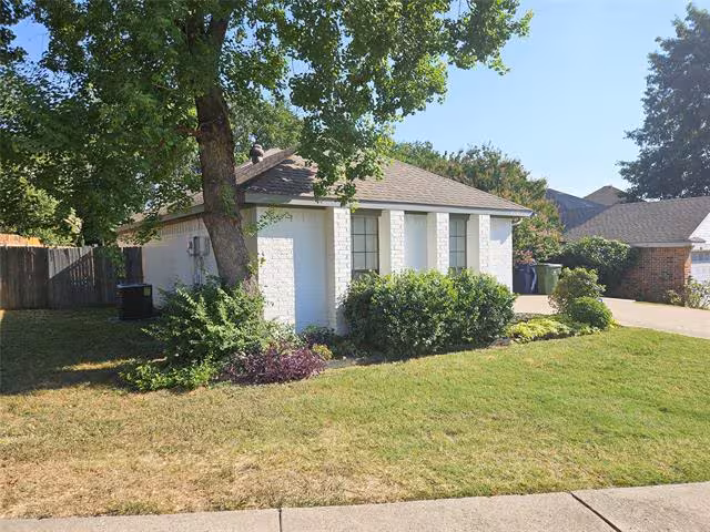2705 Francisco Drive, Garland, TX 75044 photo 4