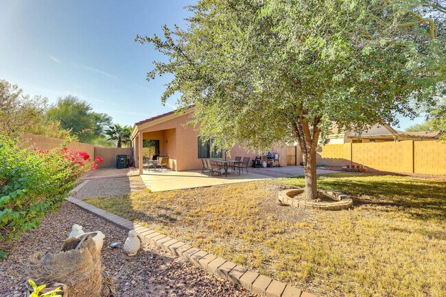 1884 W CALIBERA Ct Casa Grande, AZ 85122 photo 3