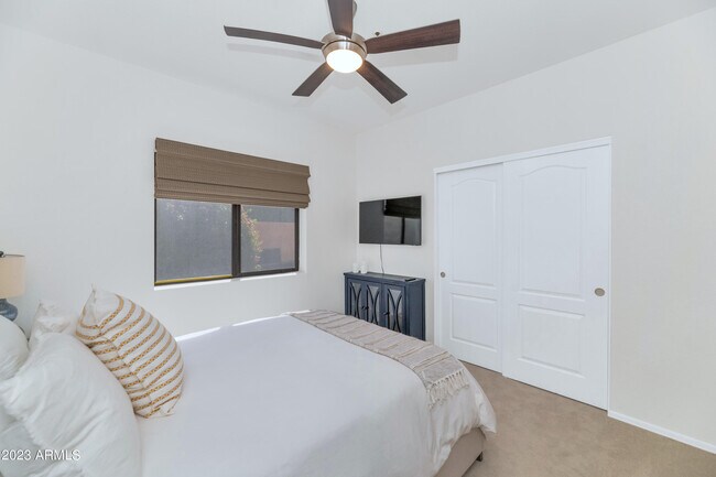 9080 E Hillery Dr Scottsdale, AZ 85260 photo 5