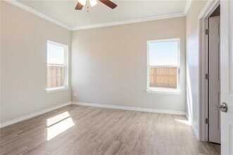 365 County Road 306, Jarrell, TX 76537 photo 5