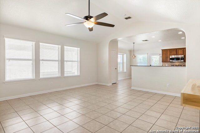 8514 Mexican Alder San Antonio, TX 78254 photo 5