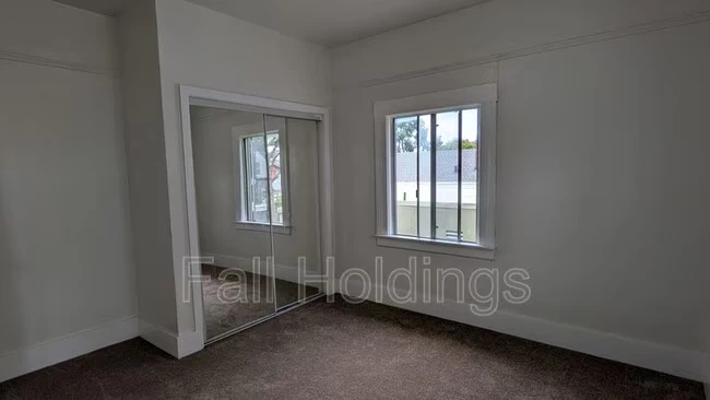 1438 Alcatraz Ave Berkeley, CA 94702 photo 5