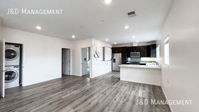 1138 Fresno St San Diego, CA 92110 photo 5