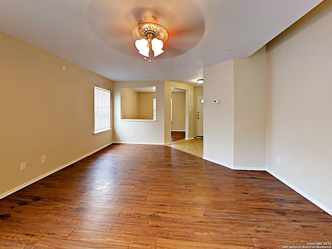 19 Bedford Bay San Antonio, TX 78239 photo 3