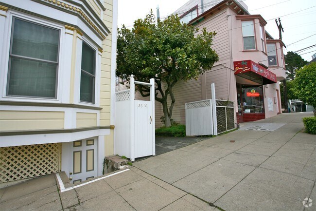 2610-2614 McAllister Street photo 3