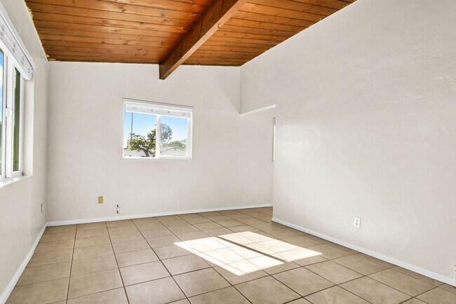 4414-4416 Clairemont Mesa Blvd San Diego, CA 92117 photo 4