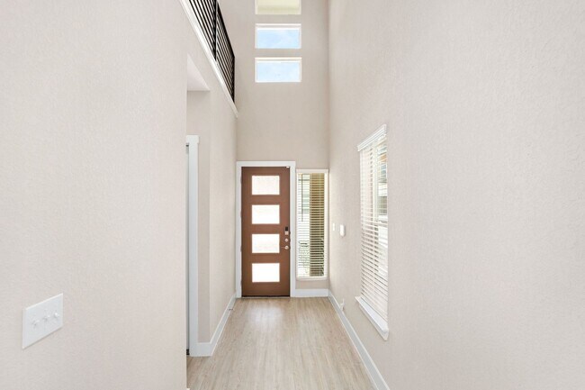 11850 Zarkava Wy San Antonio, TX 78230 photo 3