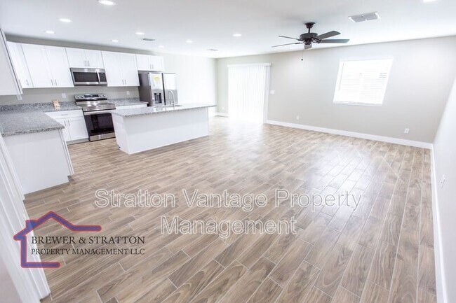 5730 S 12th Ln Phoenix, AZ 85041 photo 3