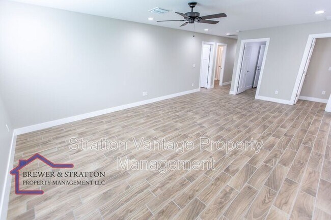 5730 S 12th Ln Phoenix, AZ 85041 photo 5