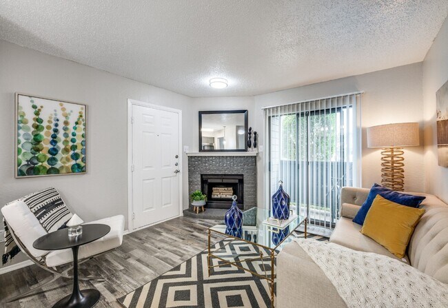 Fountains of Jupiter Apartments photo 4