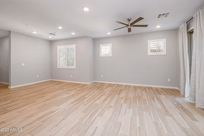 250 W Queen Creek Rd Chandler, AZ 85248 photo 5