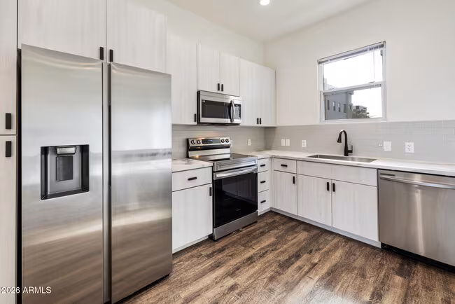 406 W 7th St Tempe, AZ 85281 photo 4