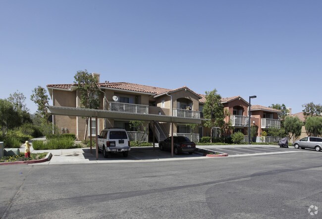 Terra Cotta Apartments photo 2