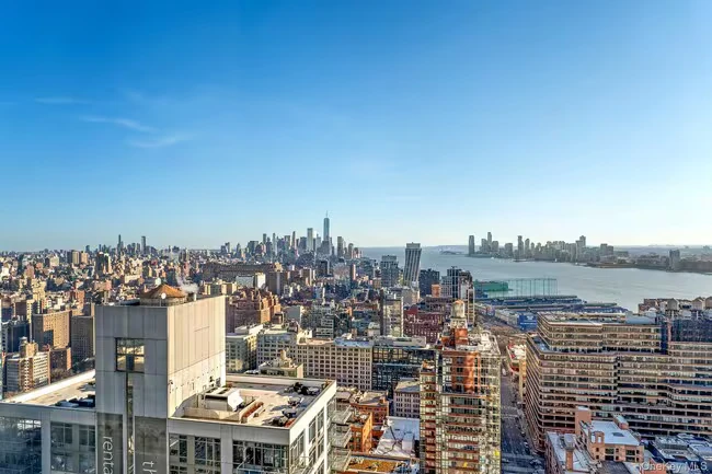 15 Hudson Yards photo 5