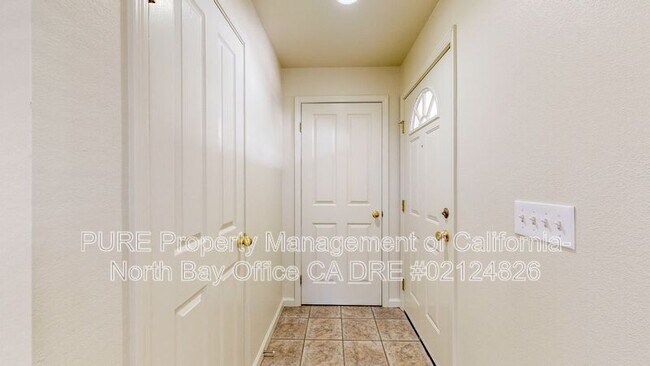 1510 Covent Garden Santa Rosa, CA 95403 photo 3