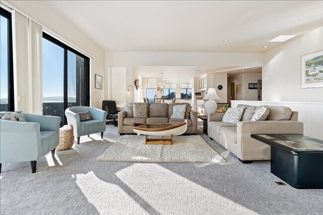 150 Cypress Loop Bodega Bay, CA 94923 photo 2