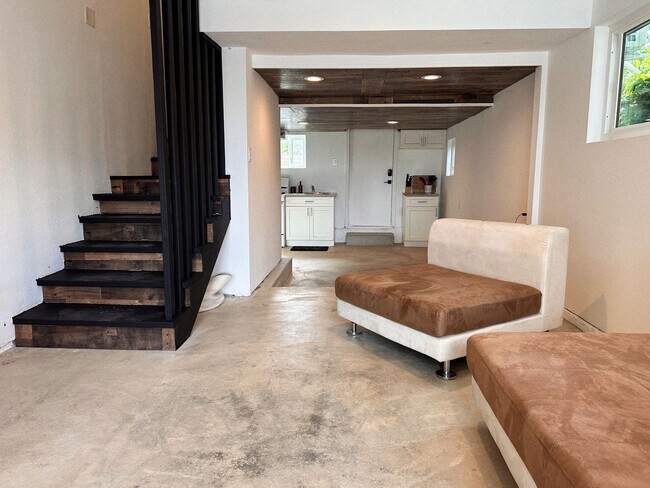 1 Bedroom/1 Bathroom Guest House in Pittsburg photo 5