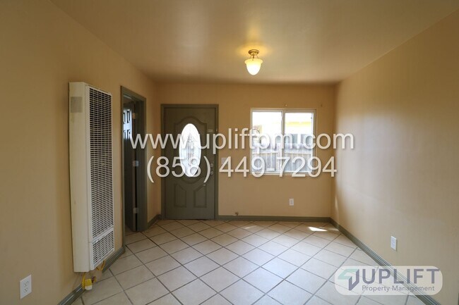 727-731 W 9th Ave Escondido, CA 92025 photo 2
