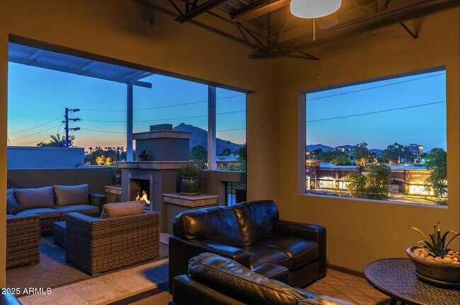 7020 East 1st Avenue, Scottsdale, AZ 85251 photo 4