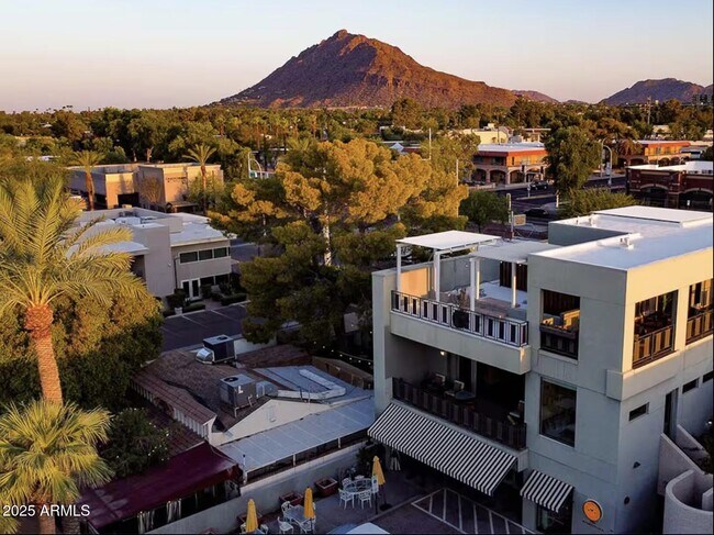7020 East 1st Avenue, Scottsdale, AZ 85251 photo 2