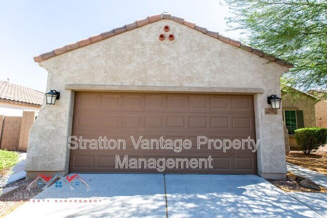 17507 W Fetlock Trl photo 4