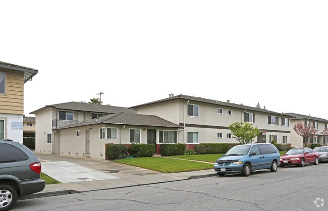 Royal Drive photo 2