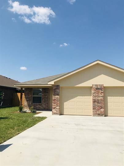6107 Amelia Earhart Blvd Killeen, TX 76543 photo 2