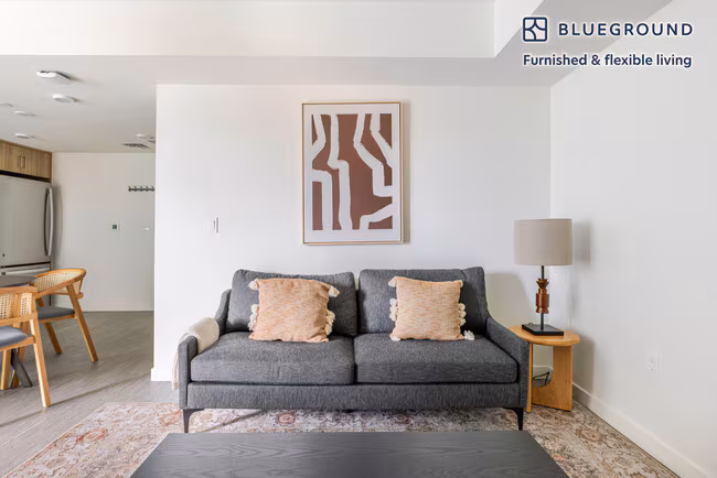 2150 Kittredge St Berkeley, CA 94704 photo 3