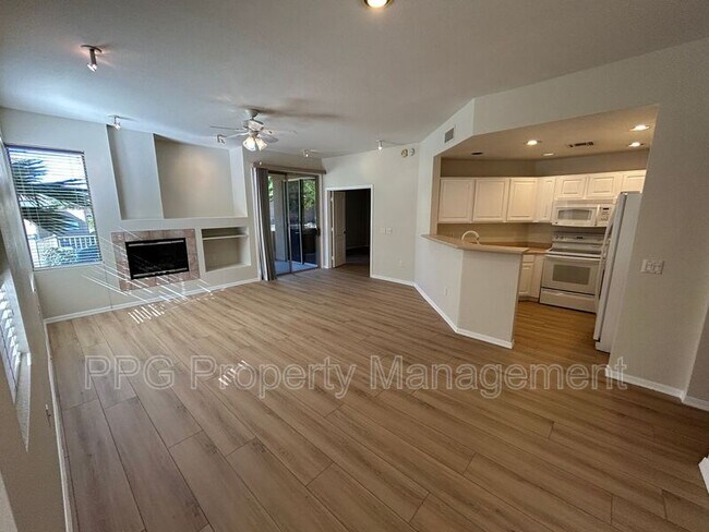 7887 N 16th St Phoenix, AZ 85020 photo 4