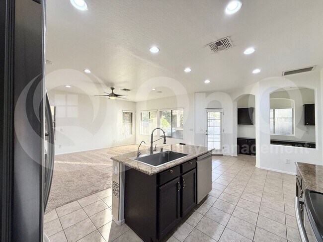 3345 E Hawk Pl Chandler, AZ 85286 photo 5