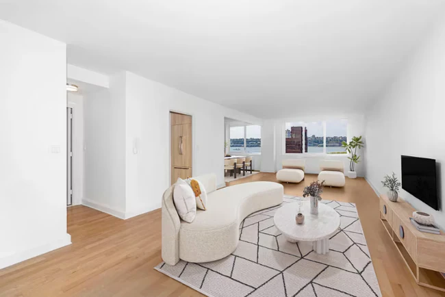 424 West End Ave New York, NY 10024 photo 5