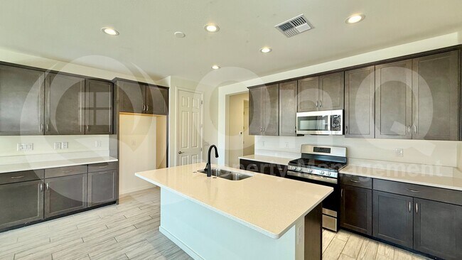 337 East Hawaii Drive, Casa Grande, AZ 85122 photo 5