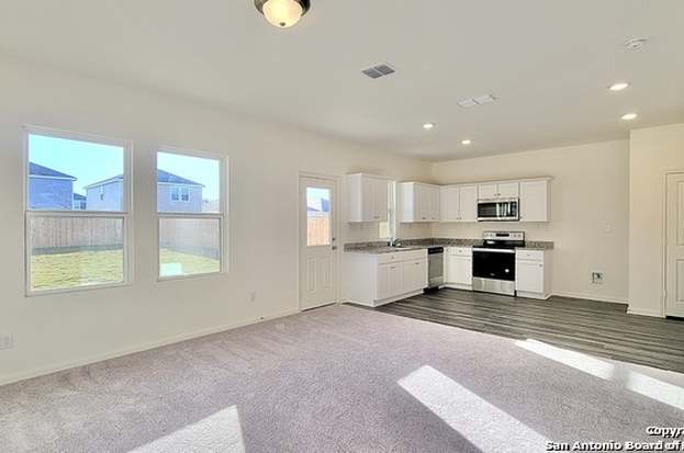 14346 Elkhorn Crest San Antonio, TX 78253 photo 4