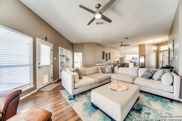 21110 Las Lomas Blvd San Antonio, TX 78258 photo 4