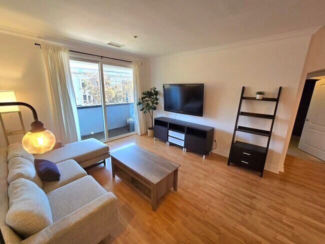 550 Park Blvd San Diego, CA 92101 photo 3