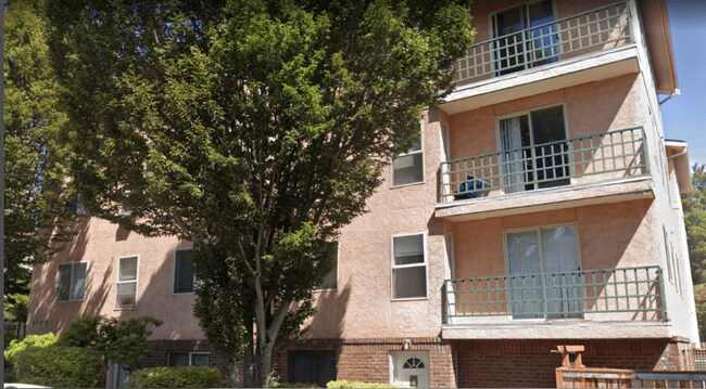 Echo Apartments photo 3