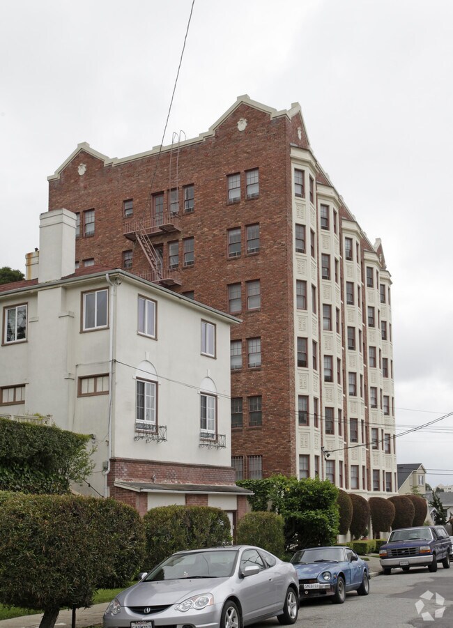 Grandview Apartments photo 5
