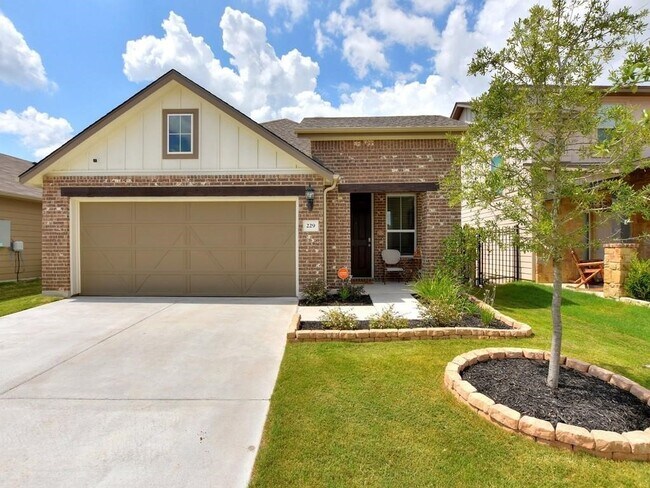 229 Lambert St Leander, TX 78641 photo 4