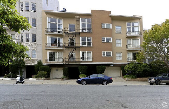 2060 Pacific Avenue, San Francisco, CA 94109 photo 5